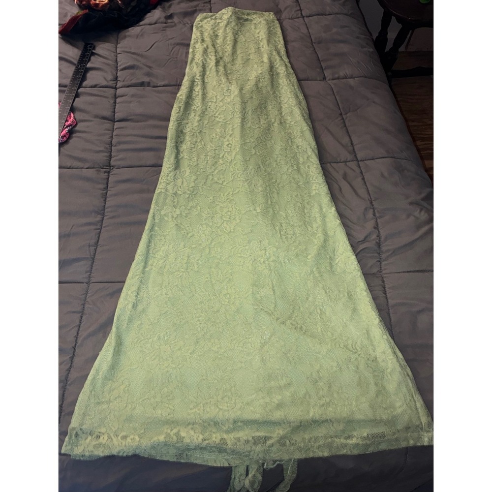 SHEIN Sage Green Lace Maxi Dress – Size Large